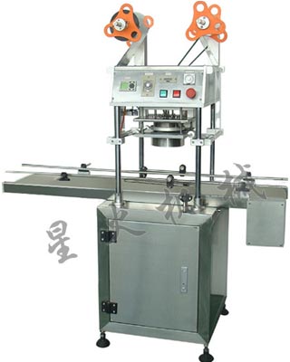 全自動(dòng)廣口瓶封口機(jī)